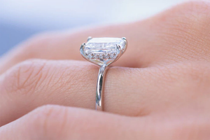 Halo vs No Halo Engagement Rings: A Comprehensive Comparison for Your Perfect Choice