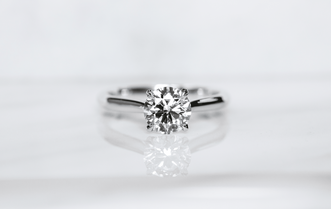 What does a 10 000 engagement ring look like?