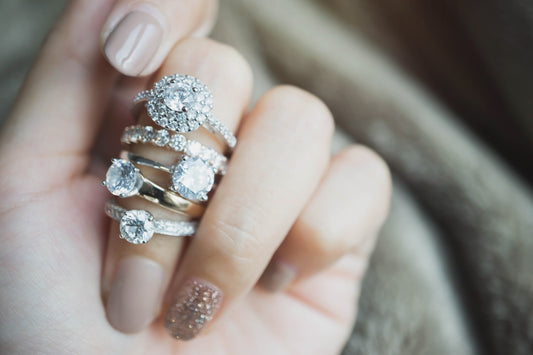 Diamond Engagement Ring Guide