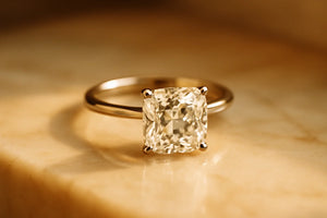 Cushion Cut Diamonds: How to Choose the Perfect One