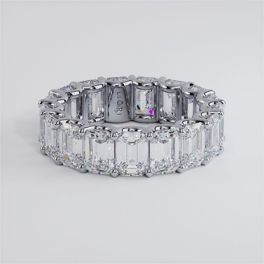 9.00ctw Emerald Cut Diamond Eternity Band Set In 14k White Gold