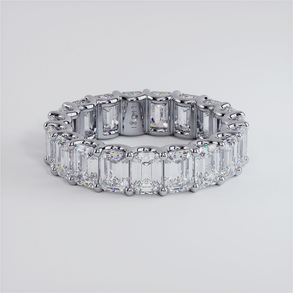 6.65ctw Emerald Cut Diamond Eternity Band Set In 14k White Gold