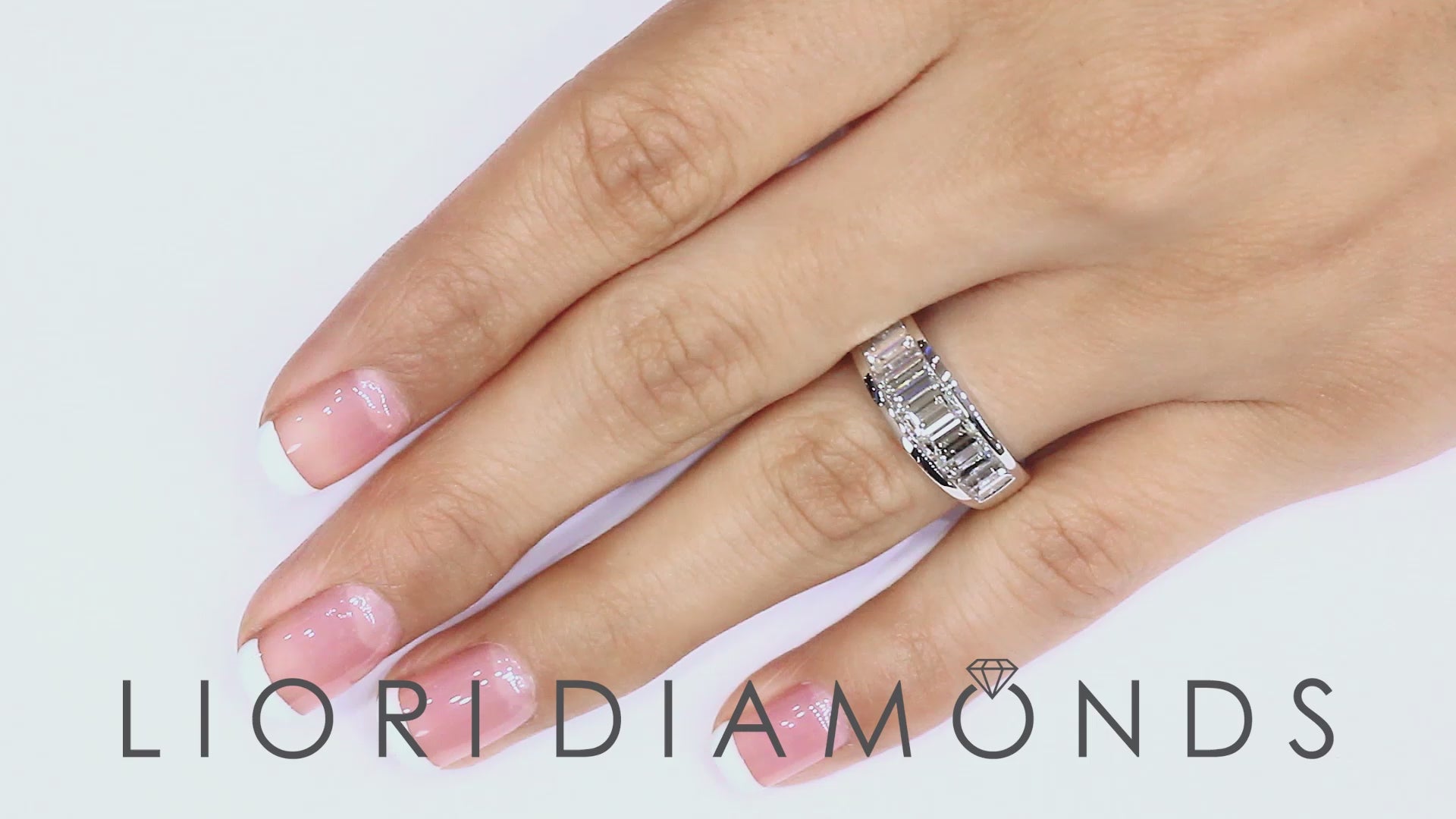 3.00ctw F-VS Natural Emerald Cut Diamond Wedding Band Anniversary Ring 18k White Gold