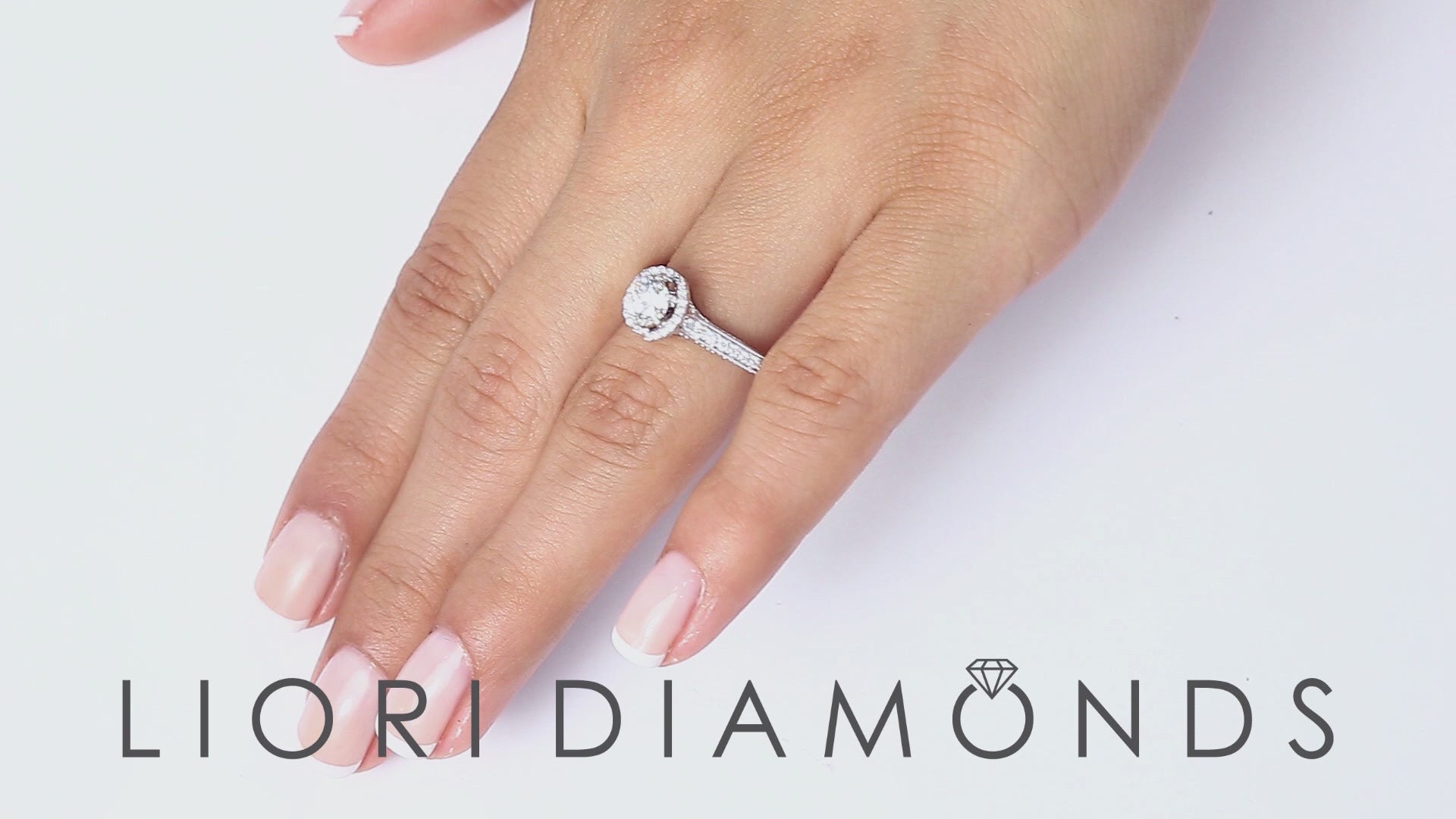 1.09 Carat G-SI1 Natural Round Diamond Engagement Ring 18k White Gold Pave Halo