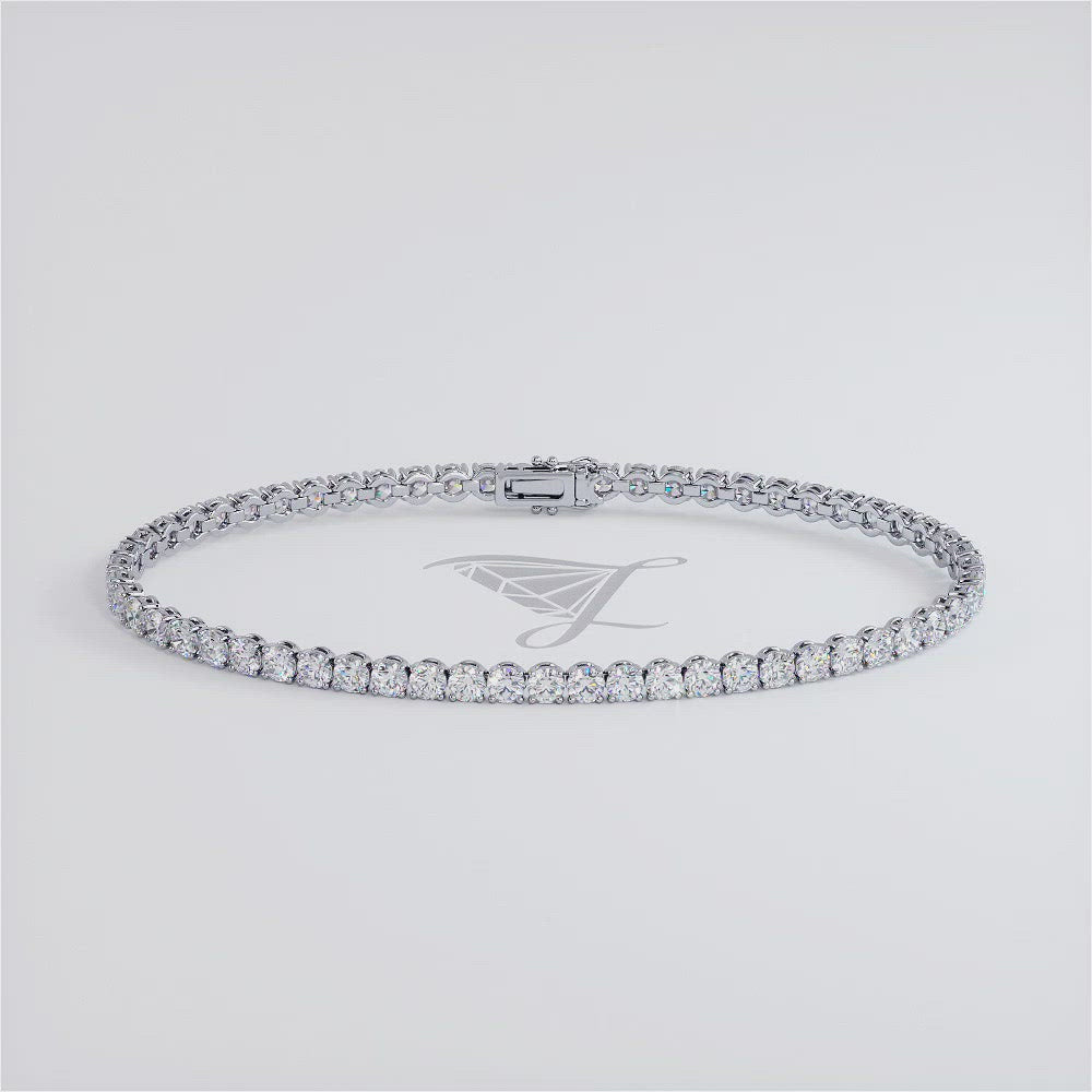 4.25ctw Round Brilliant Diamond Tennis Bracelet set in 14k White Gold