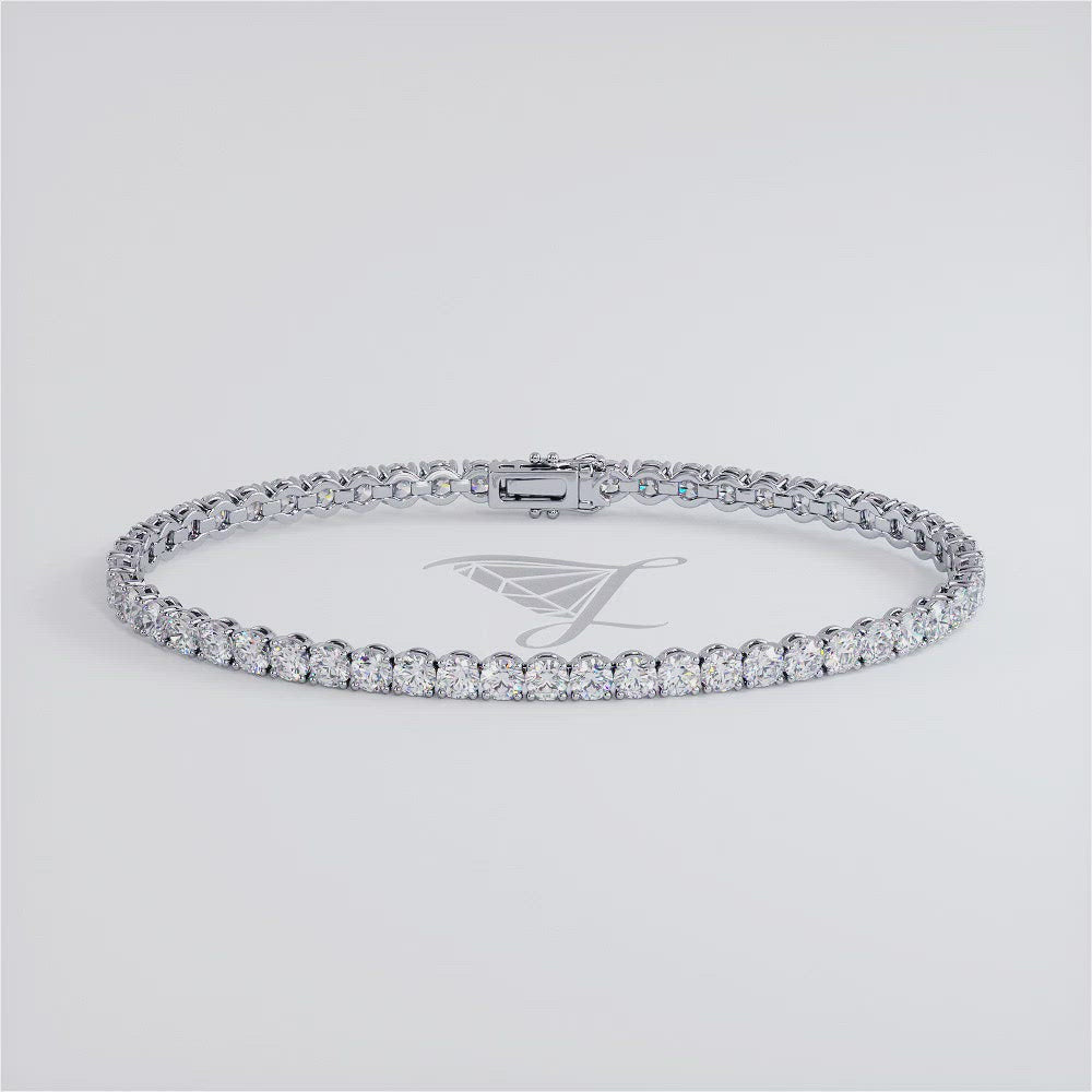 5.50ctw Round Brilliant Diamond Tennis Bracelet set in 14k White Gold