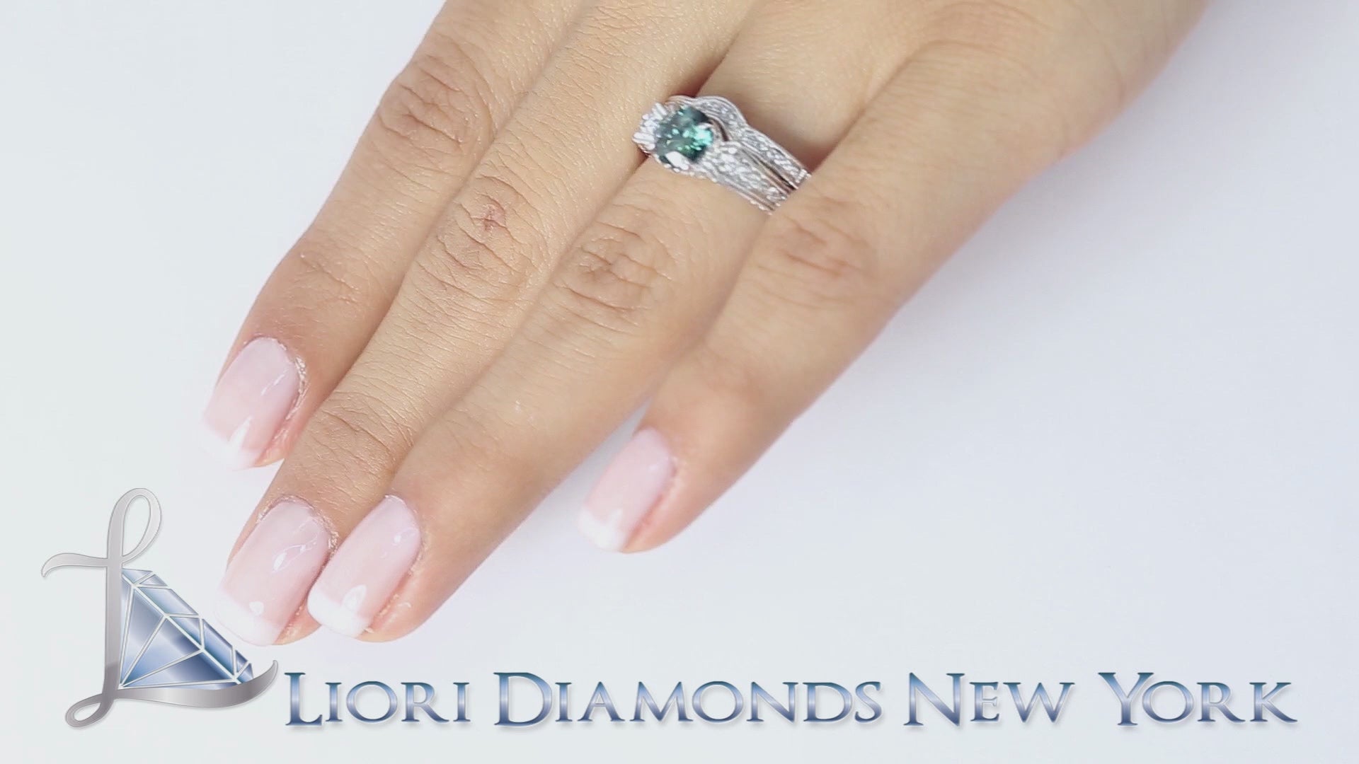 1.48 Carat Fancy Blue Round Cut Diamond Engagement Ring & Wedding Band Set 18k