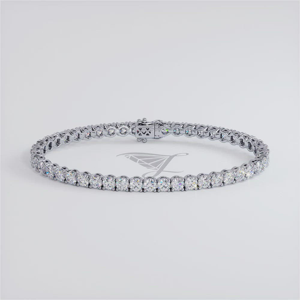 8.50ctw Round Brilliant Diamond Tennis Bracelet set in 14k White Gold