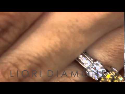 FD-531 - 3.19 Carat Round Cut Fancy Yellow Three Stone Diamond Engagement Ring 18k Gold