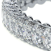 5.50ctw Round Brilliant Diamond Eternity Tennis Bracelet set in 14k White Gold