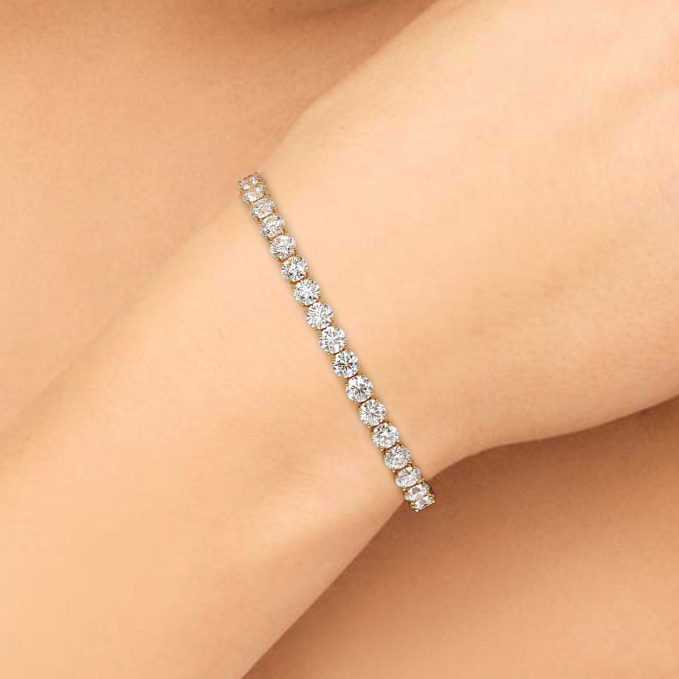 15.00ctw Round Brilliant Diamond Tennis Bracelet set in 14k Yellow Gold